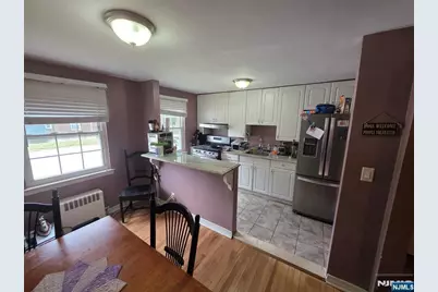49 Clark Court 61 #61, Rutherford, NJ 07070 - Photo 2