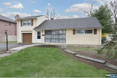 324 Edstan, Paramus, NJ 07652 - Photo 2