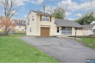 324 Edstan, Paramus, NJ 07652 - Photo 22