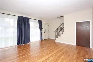 324 Edstan, Paramus, NJ 07652 - Photo 8