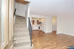 324 Edstan, Paramus, NJ 07652 - Photo 4