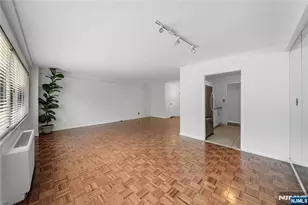 1375 River Road 2B, Edgewater, NJ 07020 - Photo 14