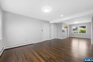24 Van Vliet Ct 2, Clifton, NJ 07013 - Photo 4