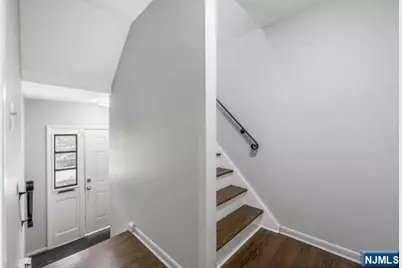 24 Van Vliet Court 2 #2, Clifton, NJ 07013 - Photo 2
