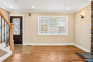50 Lincoln Pl, Waldwick, NJ 07463 - Photo 8