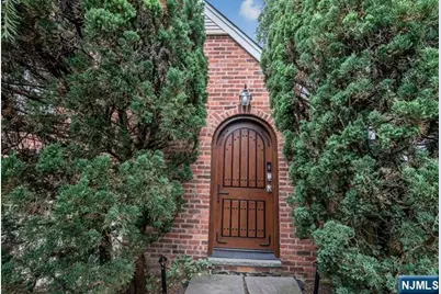 384 Owen Avenue, Fair Lawn, NJ 07410 - Photo 2