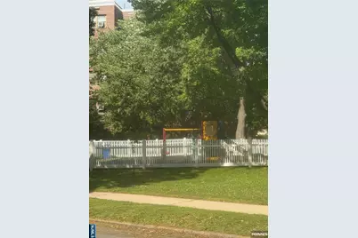 3061 Edwin 5J #5j, Fort Lee, NJ 07024 - Photo 26