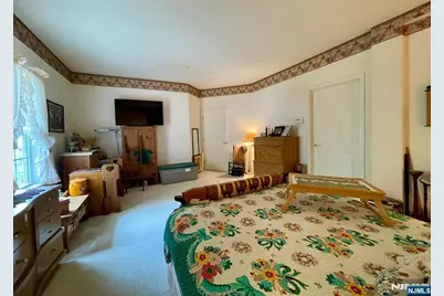 7215 Richmond Road, West Milford, NJ 07480 - Photo 18