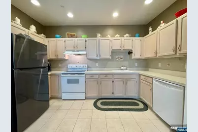7215 Richmond Road, West Milford, NJ 07480 - Photo 10