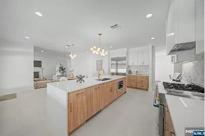 337 Franklin, Haworth, NJ 07641 - Photo 6