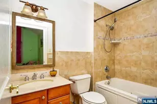 630 Valley Brook Ave 19, Lyndhurst Township, NJ 07071 - Photo 18