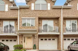 630 Valley Brook Ave 19, Lyndhurst Township, NJ 07071 - Photo 2