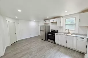 390 Apt 5 Orange Road 5, Montclair, NJ 07042 - Photo 4
