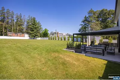 191 Nimitz Road, Paramus, NJ 07652 - Photo 46