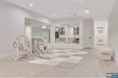 191 Nimitz Road, Paramus, NJ 07652 - Photo 42