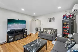 13-38 Hedman Pl, Fair Lawn, NJ 07410 - Photo 10