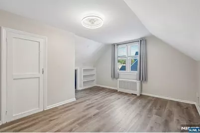 13-38 Hedman Place, Fair Lawn, NJ 07410 - Photo 24