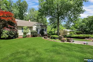 522 Helena Ave, Wyckoff Township, NJ 07481 - Photo 4