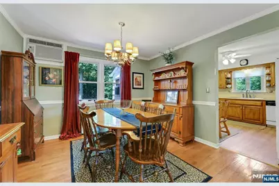 522 Helena Avenue, Wyckoff Township, NJ 07481 - Photo 18