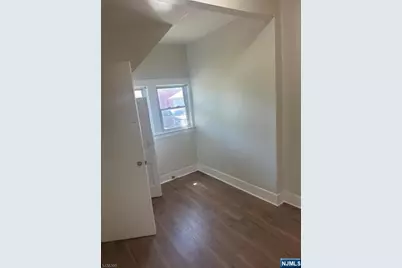 452 Alden Street 1 #1, Orange, NJ 07050 - Photo 2