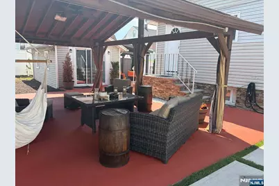 371 Simons Avenue, Hackensack, NJ 07601 - Photo 16