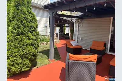 371 Simons Avenue, Hackensack, NJ 07601 - Photo 12
