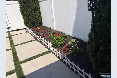 371 Simons Avenue, Hackensack, NJ 07601 - Photo 20