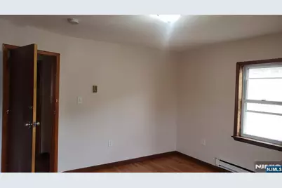 54 Harrison Avenue 3R #3R, Harrison, NJ 07029 - Photo 10