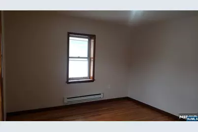 54 Harrison Avenue 3R #3R, Harrison, NJ 07029 - Photo 6