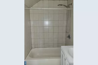 44 King Street 3rd Flr #3rd Flr, Haledon, NJ 07508 - Photo 4