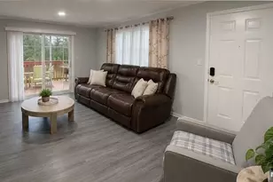 185 Oakwood Ave 2, Cliffside Park, NJ 07010 - Photo 2