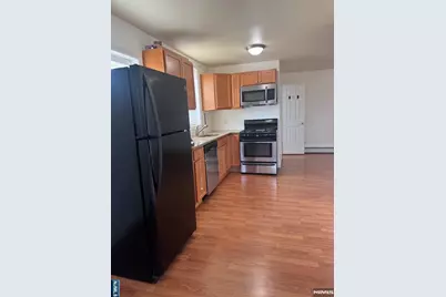 511 Schuyler Avenue, Kearny, NJ 07032 - Photo 10