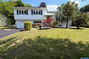 40-18 Terhune Pl, Fair Lawn, NJ 07410 - Photo 1