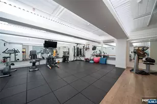 250 Gorge 17I, Cliffside Park, NJ 07010 - Photo 14