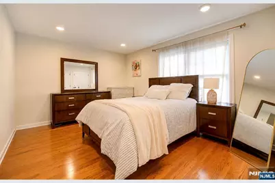 210 Hackensack Street B #B, Wood Ridge, NJ 07075 - Photo 4