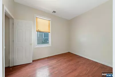 48 Seymour Avenue, Newark, NJ 07108 - Photo 20