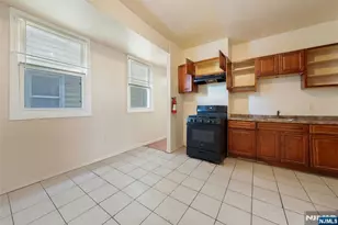 48 Seymour Ave, Newark, NJ 07108 - Photo 10