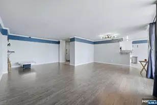 300 Winston Dr C0518, Cliffside Park, NJ 07010 - Photo 4
