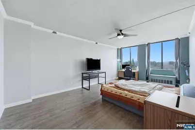 300 Winston Drive C0518 #C0518, Cliffside Park, NJ 07010 - Photo 14
