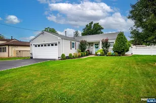 40 Maple Ln, Emerson, NJ 07630 - Photo 1