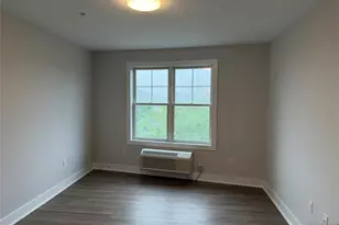 1685 Bergen Blvd 614, Fort Lee, NJ 07024 - Photo 4