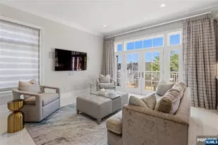 605 Heights Ln, Tenafly, NJ 07670 - Photo 10