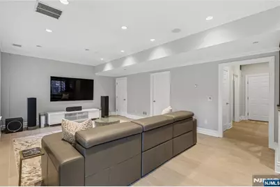 605 Heights Lane, Tenafly, NJ 07670 - Photo 42