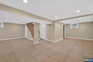 10-08 Campbell Rd, Fair Lawn, NJ 07410 - Photo 20