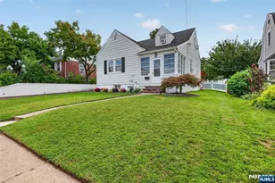 10-08 Campbell Rd, Fair Lawn, NJ 07410 - Photo 2