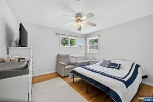 447 Van Dyke St, Ridgewood, NJ 07450 - Photo 12