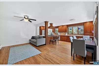 447 Van Dyke Street, Ridgewood, NJ 07450 - Photo 2