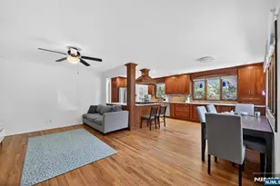 447 Van Dyke St, Ridgewood, NJ 07450 - Photo 2