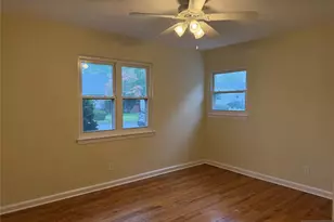 40 Oxford Ave, Saddle Brook Township, NJ 07663 - Photo 6
