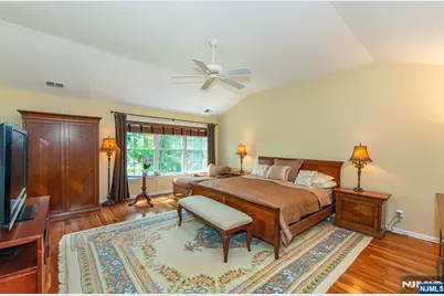 14 N Shadow Lane, Oakland, NJ 07436 - Photo 18